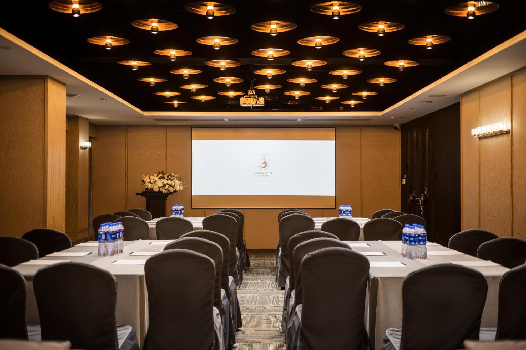 Arthur Hotel Luogang Xiangang Metro Guangzhou-Free Shuttle Bus For Canton Fair&Free Breakfast And Afternoon Tea Экстерьер фото